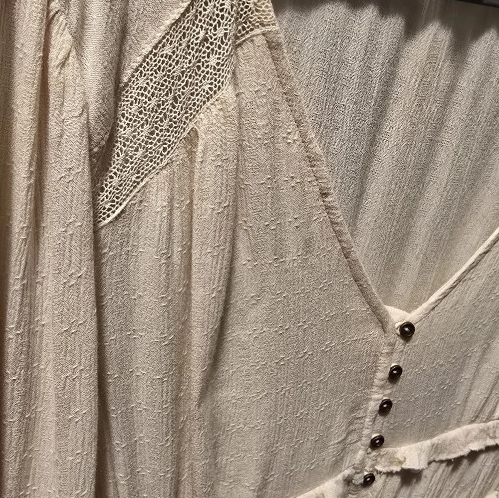 Buffalo David Bitton Cream Ruffle-Trim Long Sleeve V-Neck Top - Picture 5 of 6